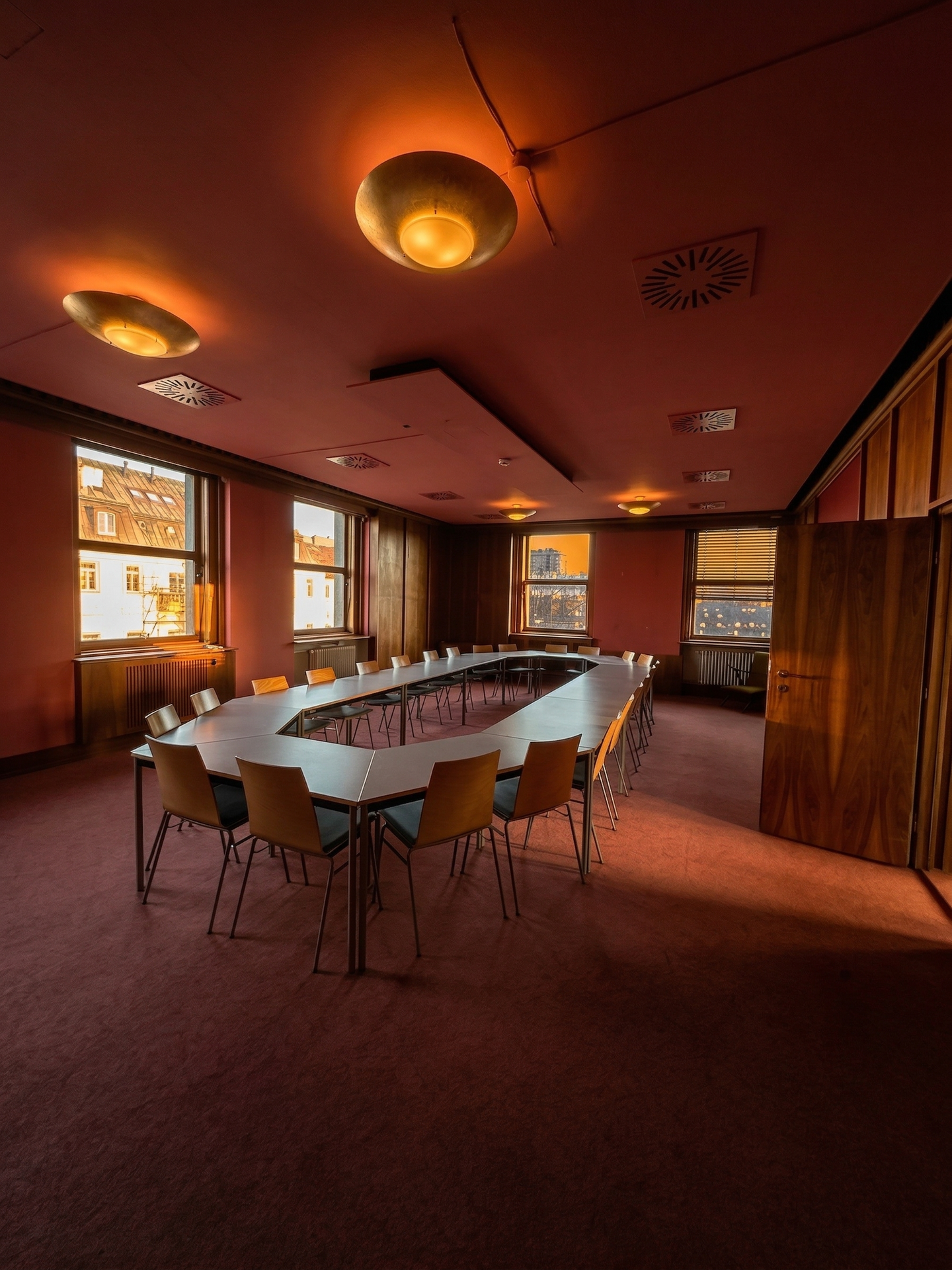 Directors Lounge Evening Meeting